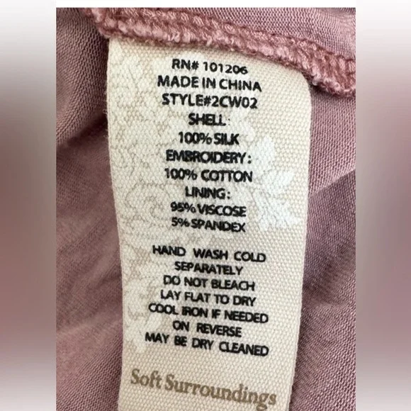 Soft Surroundings 100% Silk Embroidered Tunic Size Medium - Picture 11 of 11
